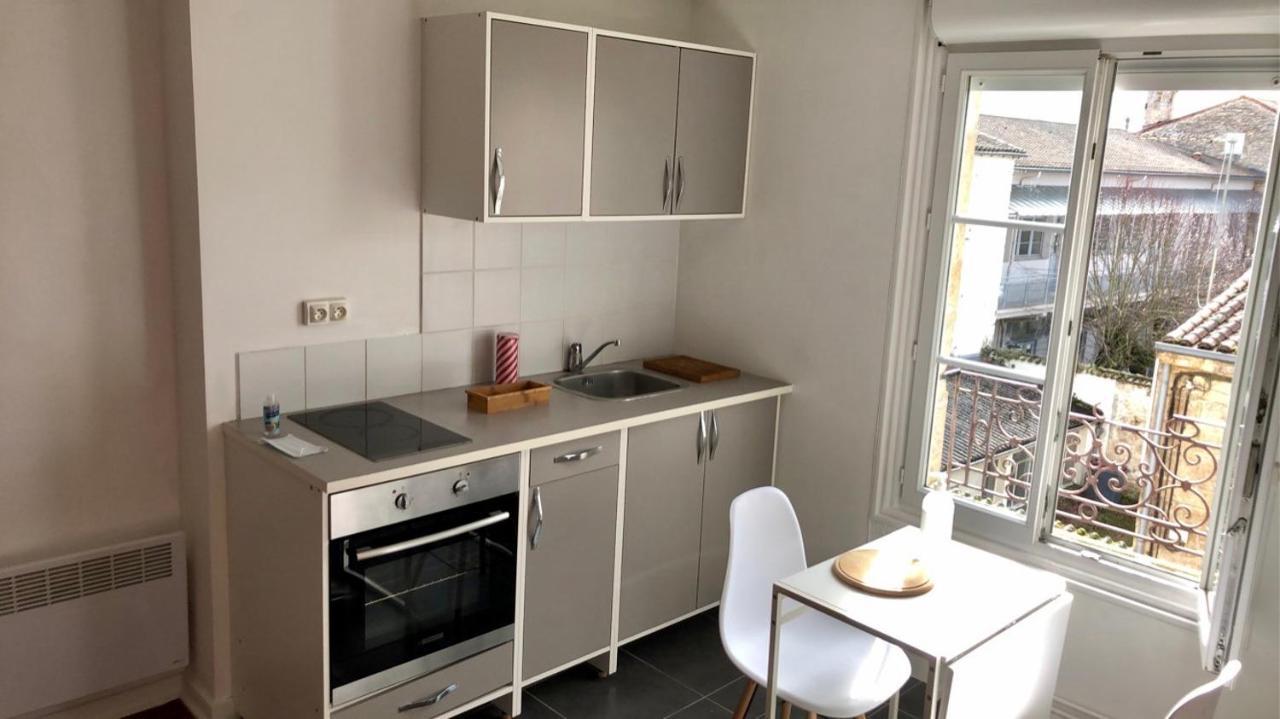 Le Printemps De Melusine Apartment Niort Luaran gambar